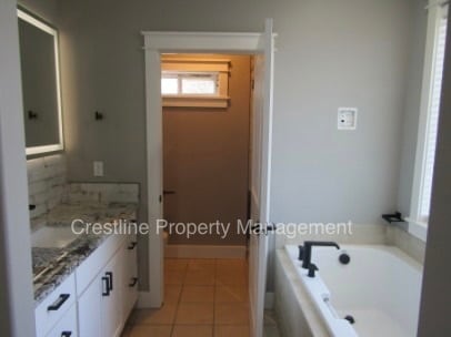 Photo - 67 Cobblestone Ct