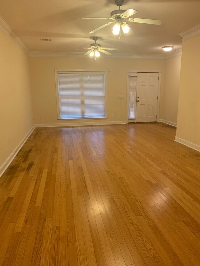 Photo - Beautiful Townhome for Rent