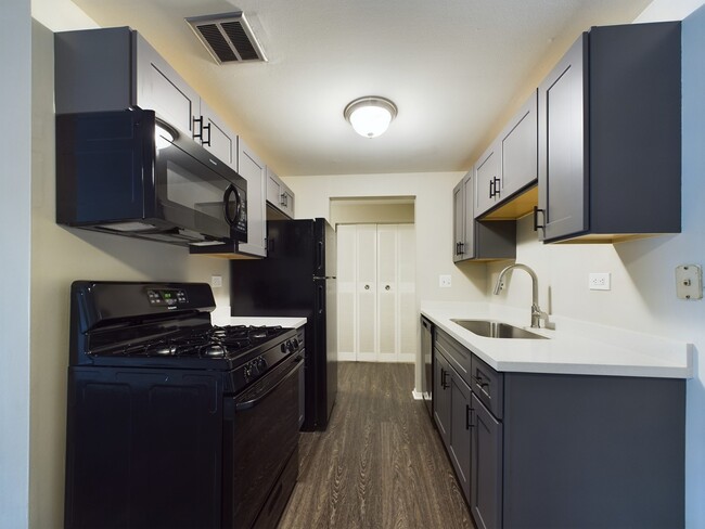 Photo - Renaissance at Carol Stream