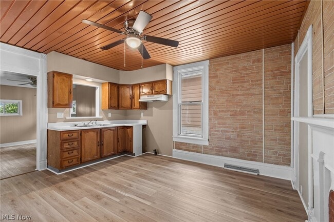 Photo - 118 Spring Ave