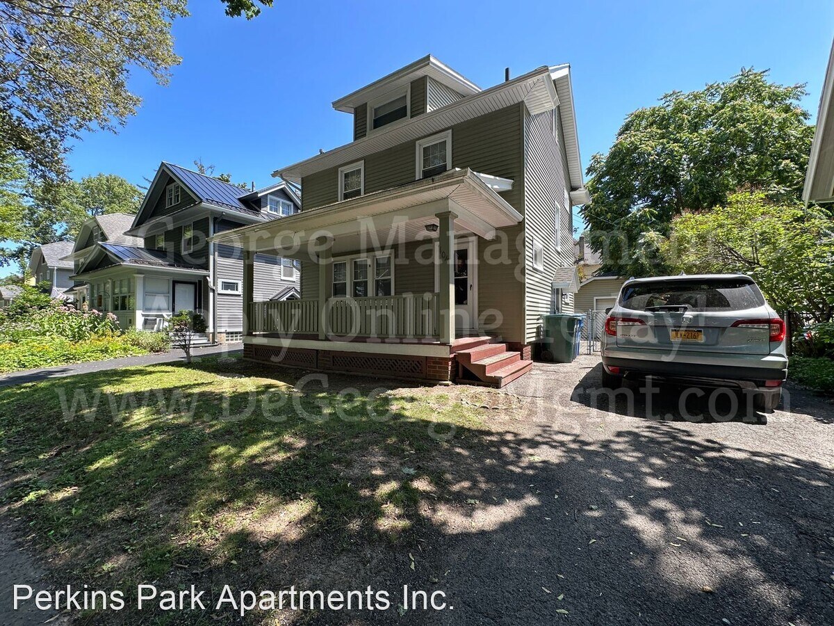 3 br, 1 bath House 104 Brookfield Road Rental For Rent in Rochester