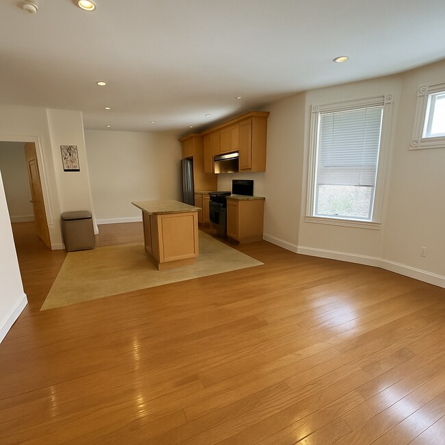 Photo - 7 Alcott St Apartments Unit 2