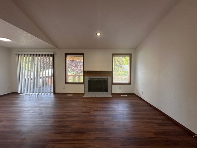 Photo - 3 Bedroom 2 Bath Single Family home