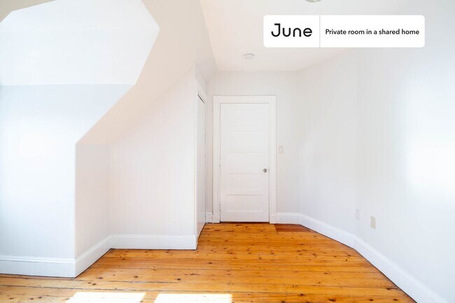 Photo - Room in Shared 7 bed/2 bath home Unit G