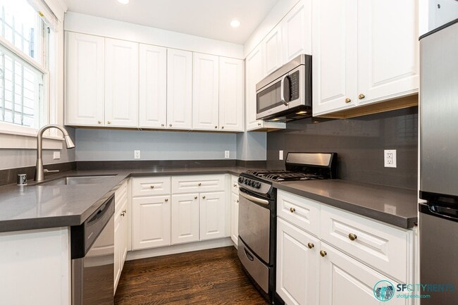 Photo - Lower Haight: Renovated Studio or Jr 1 Bed w/ Dishwasher & Shared Yard Unidad 2