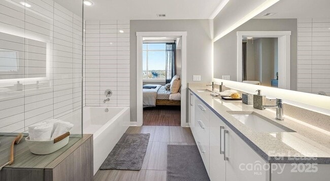 Photo - 4425 Sharon Rd Unidad 1