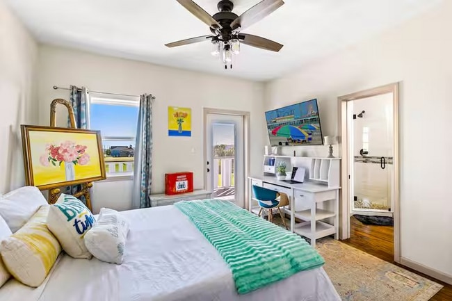 Photo - 14204 Miramar Dr