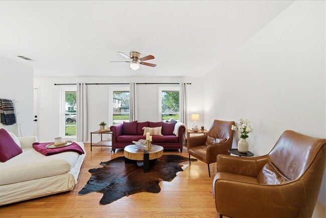 Photo - 7962 Cedel Dr