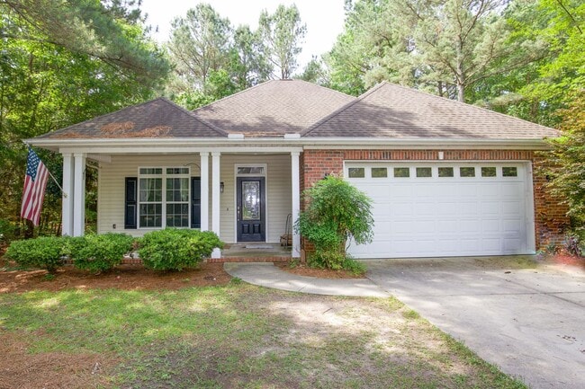 Beautiful corner lot home- Woodlake - Beautiful corner lot home- Woodlake