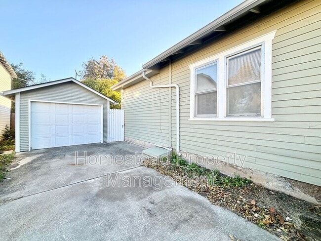 Photo - 3128 NW 16th St