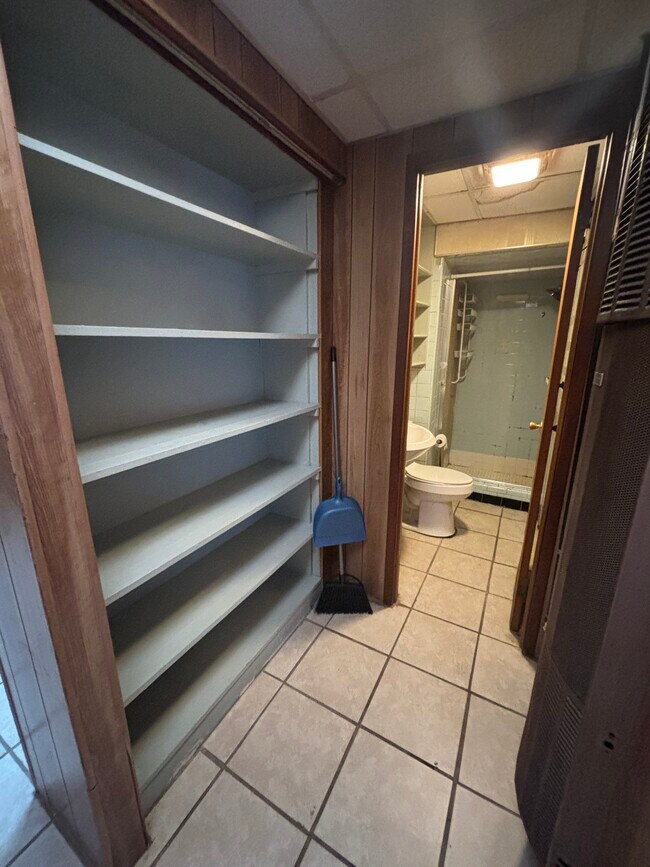 Photo - Madrid Court Unit 1