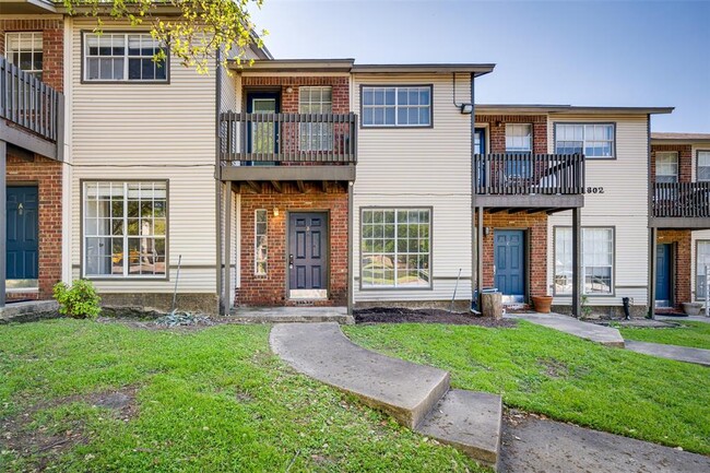 Photo - 1819 River Crossing Cir Townhome