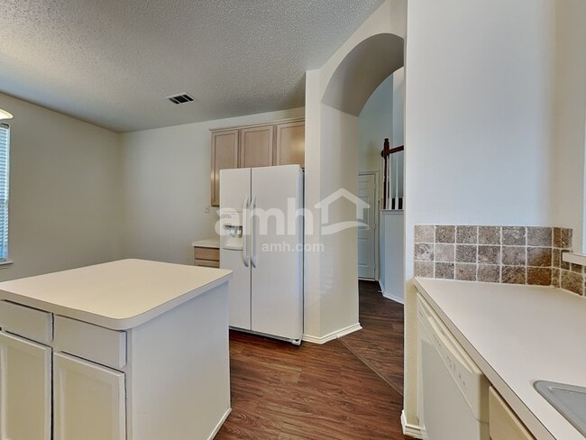 Photo - 5820 Vista Glen Ln