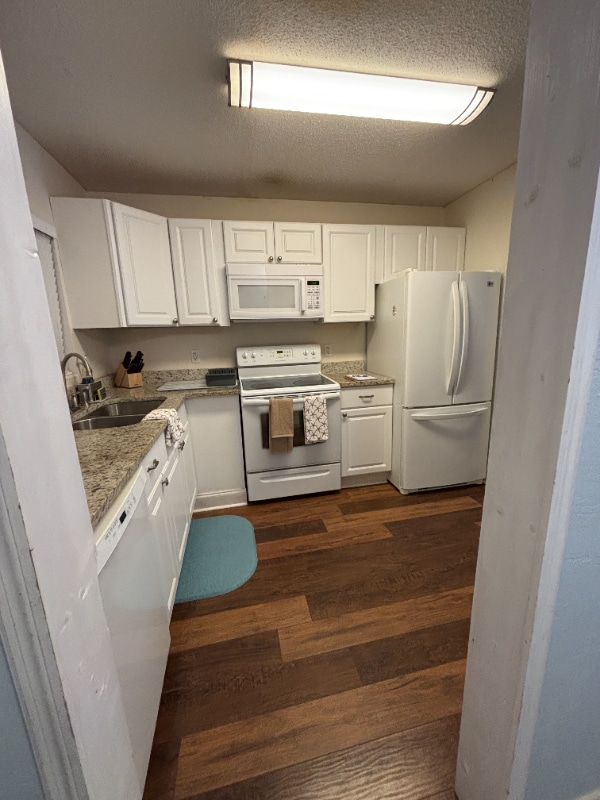 Photo - 2711 N Halifax Ave Unidad 163