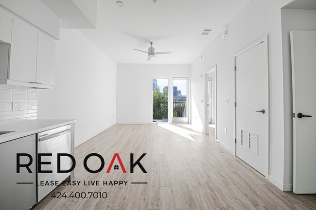 Building Photo - 1100 W Temple St Unit 508