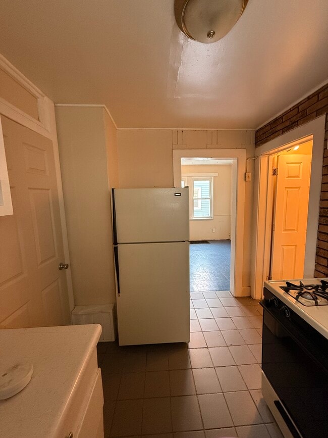 Photo - 1610 Kelly Dr
