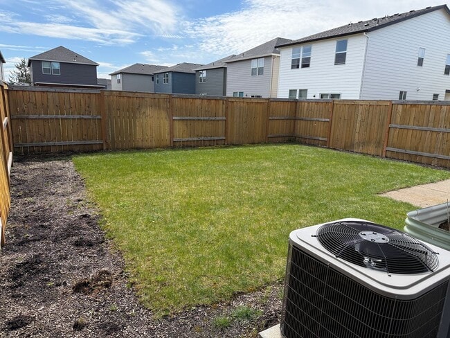 Photo - Newer 3 bedroom 2.5 bathroom house!