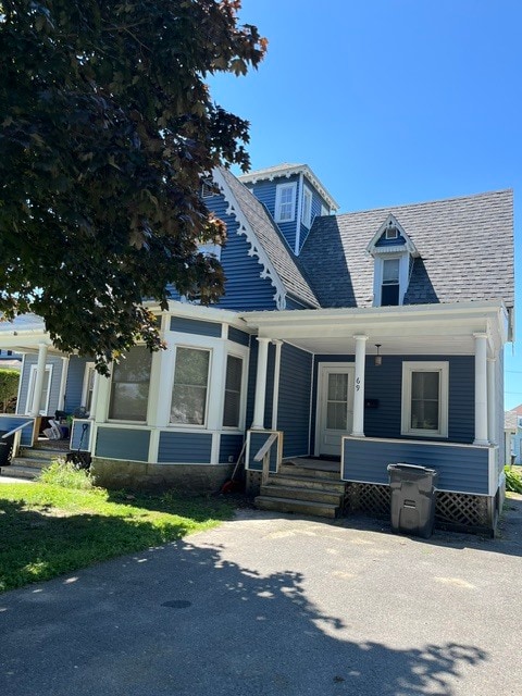 Building Photo - 69 Oak St Unit 69
