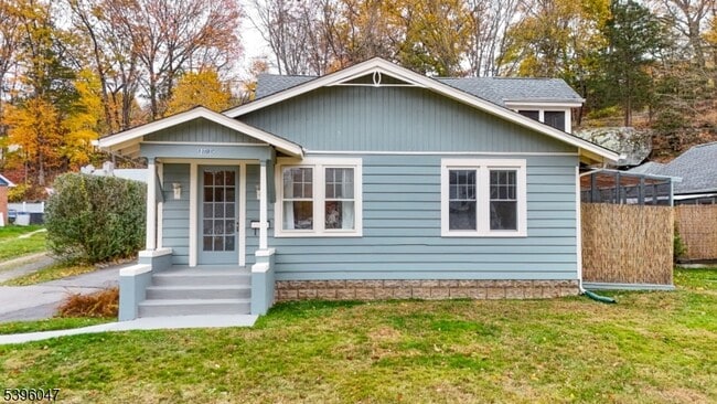 Photo - 1 Mountain Ave