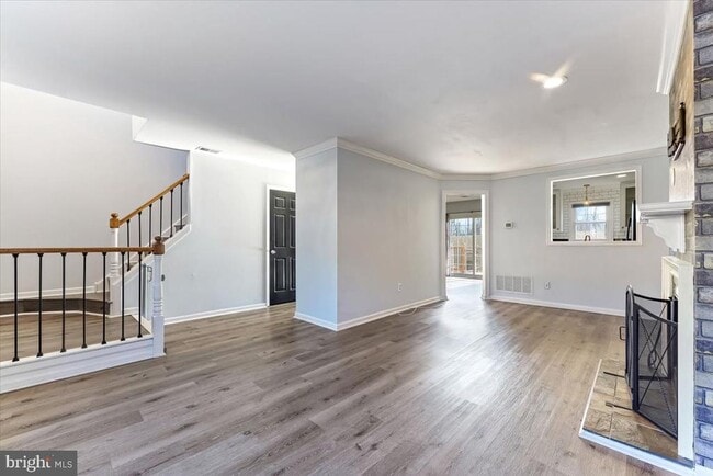 Photo - 1006 Asmore Way