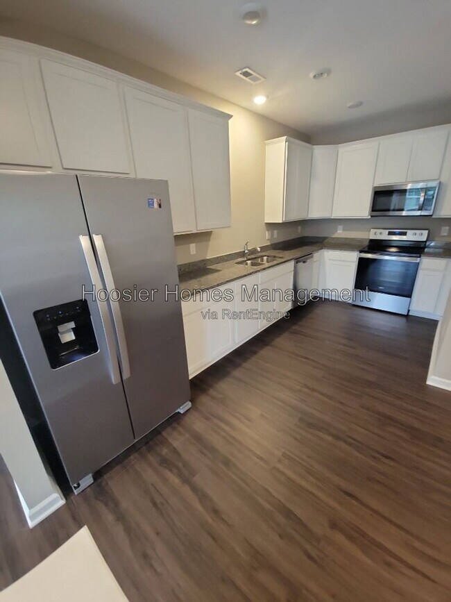 Photo - 5636 Brownstone Dr