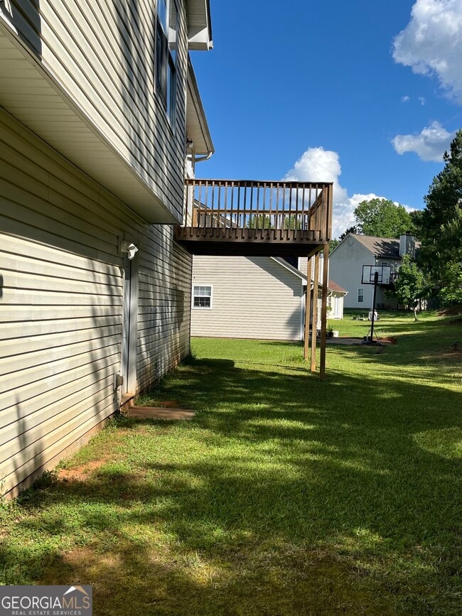 Building Photo - 506 Rosewood Cir