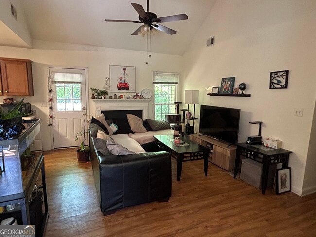 Photo - 174 Spring Lake Dr