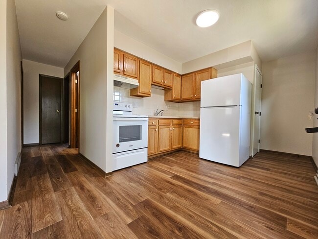 Photo - 344 S Taylor St