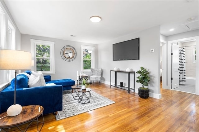 Photo - 12 Morrison St