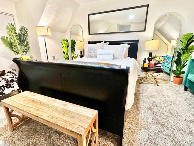 Photo - 225 Whitehurst Way