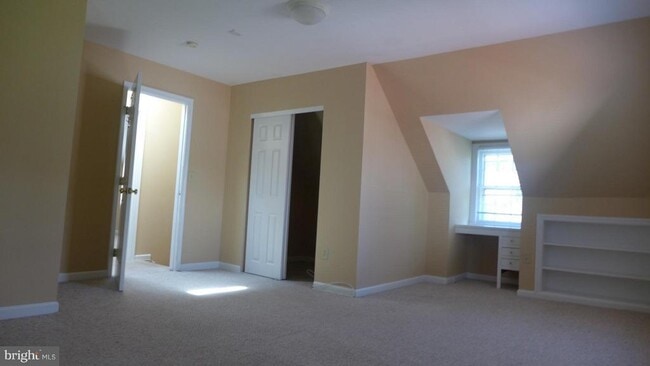 Photo - 4724 7th Rd N