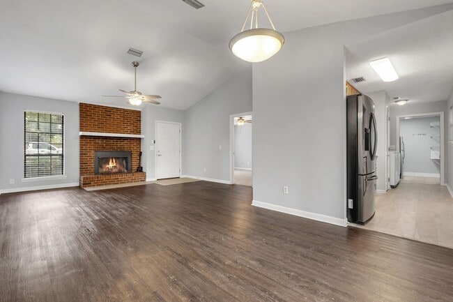 Photo - 6708 Chant Trail