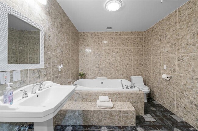 Photo - 1263 Bresee Ave