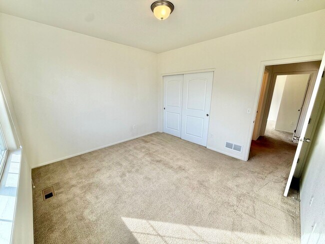 Photo - Beautiful 3 Bed / 2 Bath Home in Wellington!