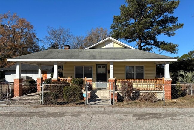 Building Photo - 107 Orange St