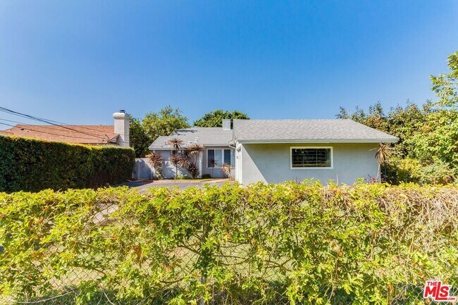 7553 Garden Grove Ave