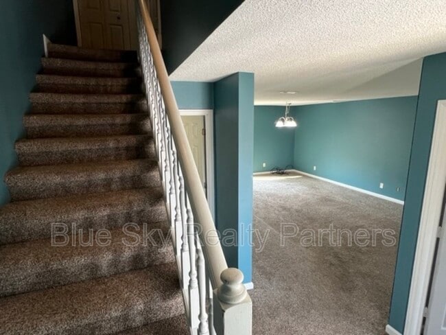 Photo - 2119 Silverbrook Dr