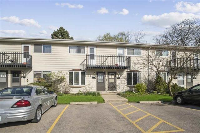 Photo - 46 Lakewood Garden Ln