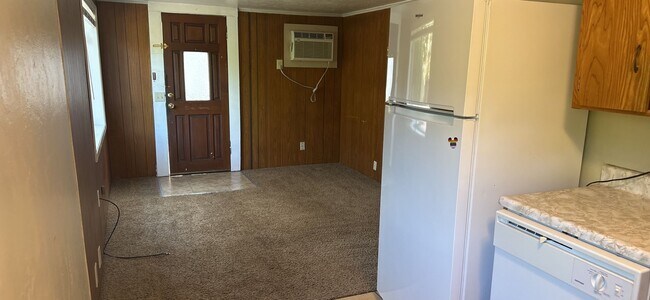 Photo - 439 W 7th St Unit 439A