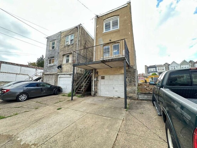 Photo - 439 N Daggett St