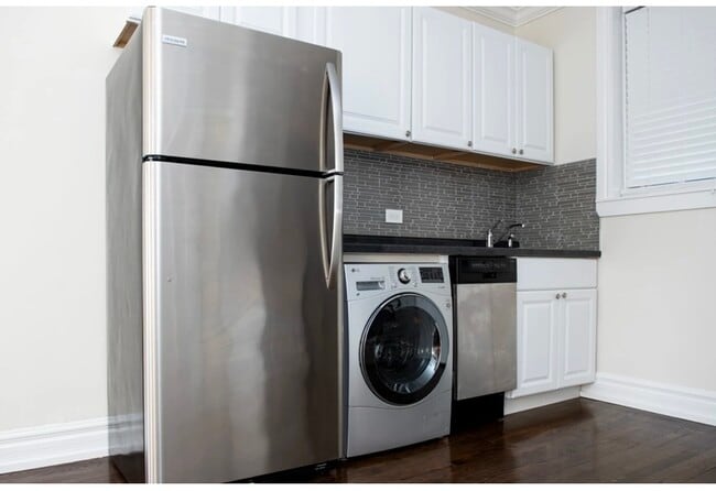 Photo - 1056 W Lill Ave Unit 3