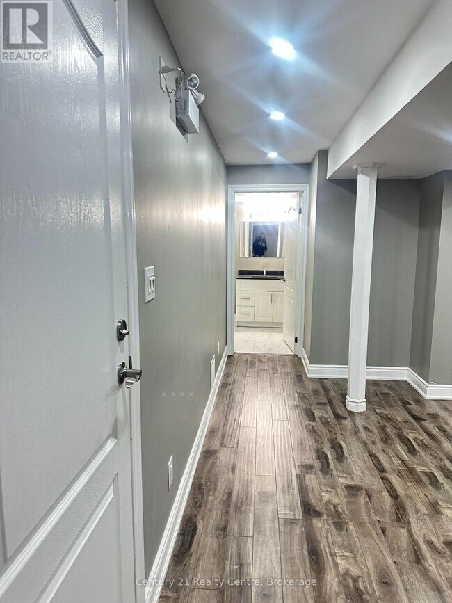 Photo - 4 Cultivar Rd