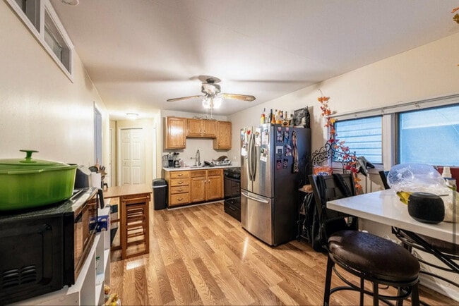 Photo - 2724 S Crowell St Unidad 1