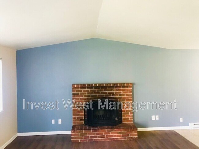 Photo - Primrose Lane II Apartments