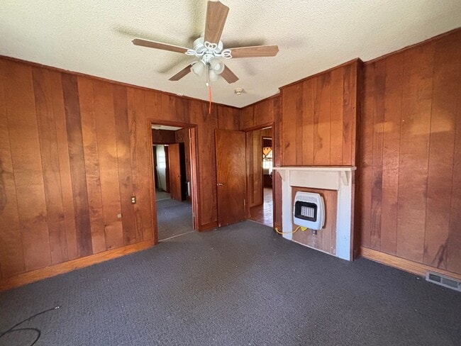 Photo - 3 Bedrooms, 1 Bathroom - Home in Armuchee!