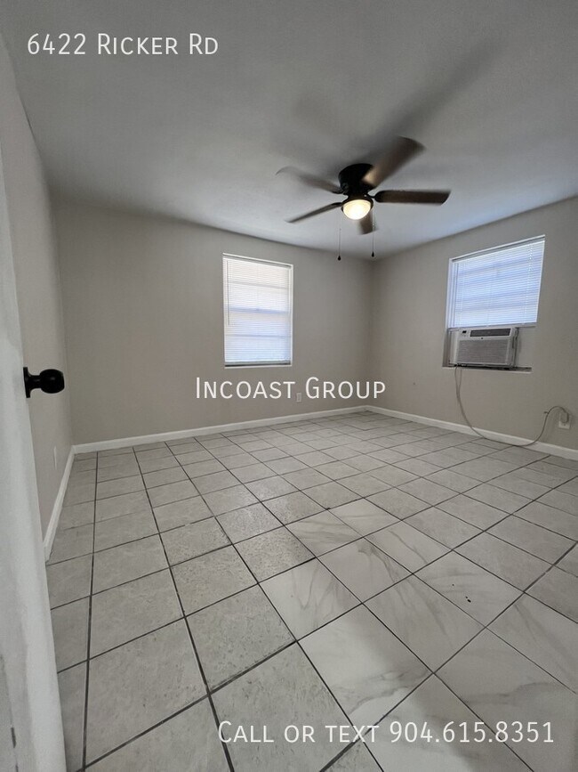 Photo - Newly Renovated 2BR, 1BA Duplex with Moder...