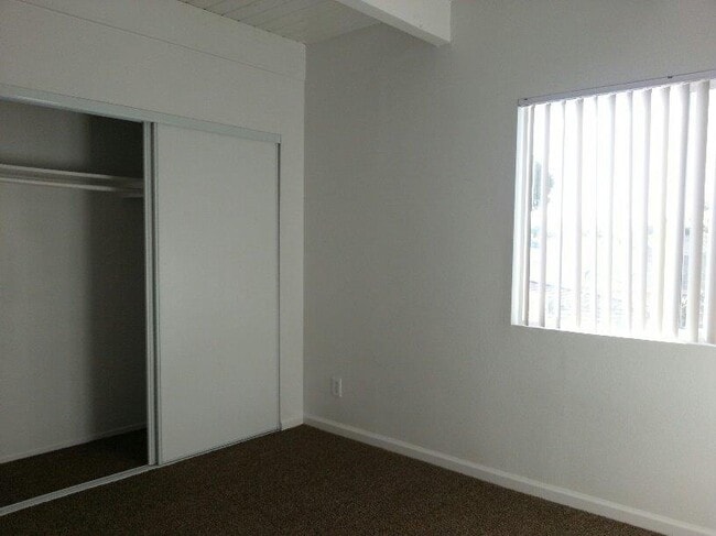 Building Photo - 1415 E Cruces St Unit #4 Rental