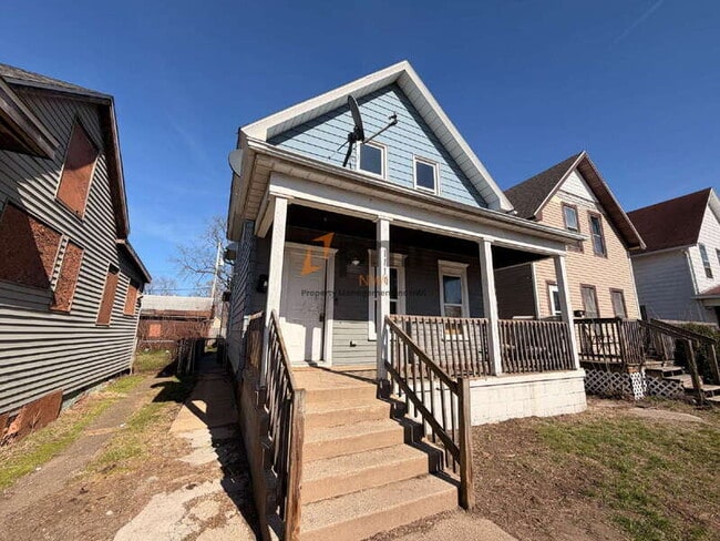 Photo - 1110 1/2 Elston Street Unit 2