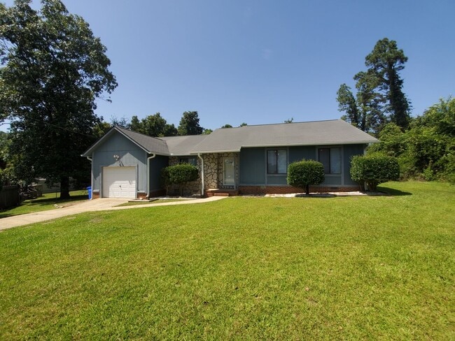 Building Photo - 6400 Hollyhock Ct