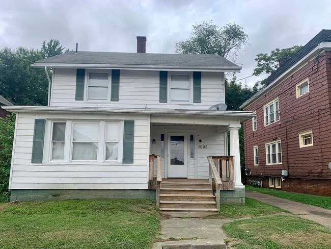 Building Photo - 1005-1013 13th St NE